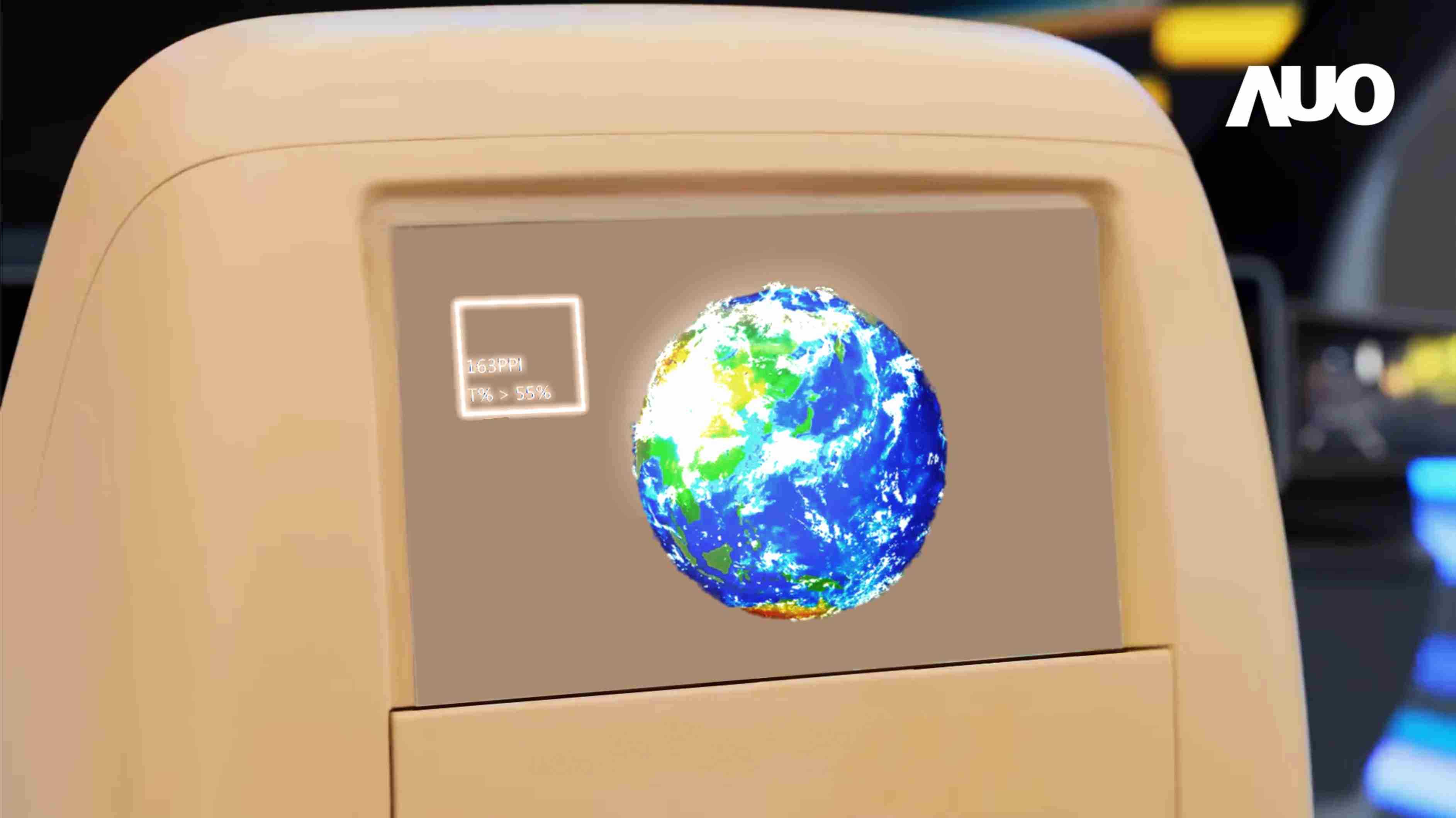 蓝狮在线突破设计与制程挑战，，，推出全球最高分辨率163ppi的13.5吋透明Micro LED面板，，，并积极布局智能车市场，，，，以期拓展透明显示应用的可能性